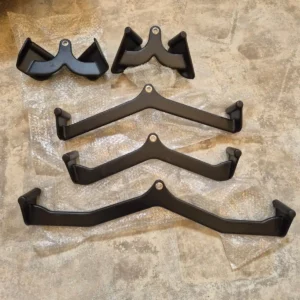 Set de agarres polea profesionales de Fit Fitness, para entrenamiento de fuerza.